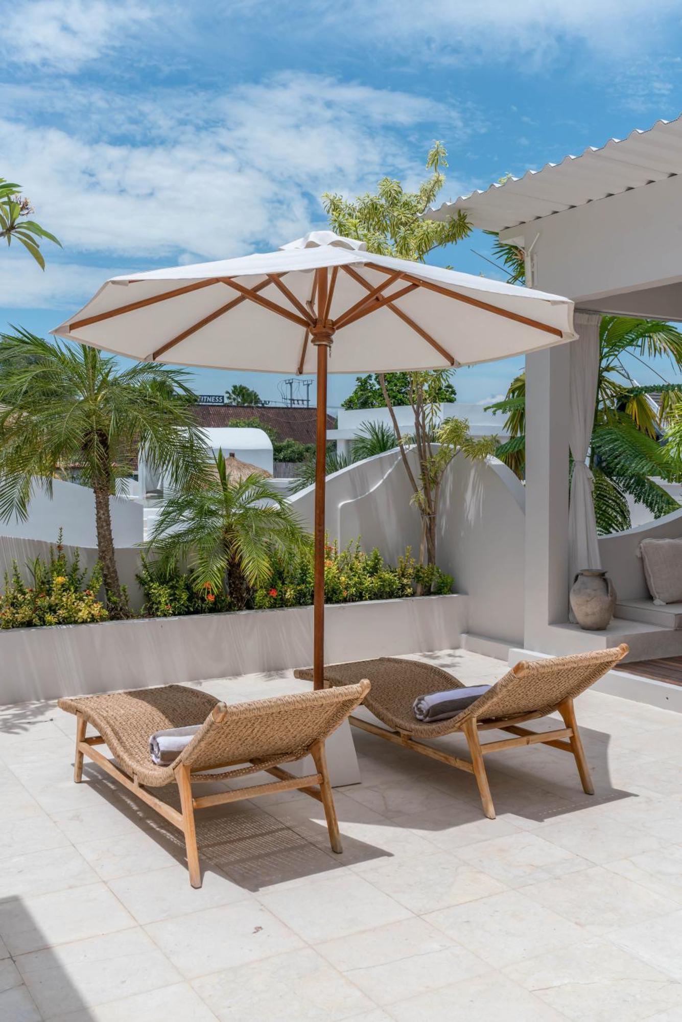 Villa Milana: 5Br Mediterrenean Villa In Canggu Bagian luar foto